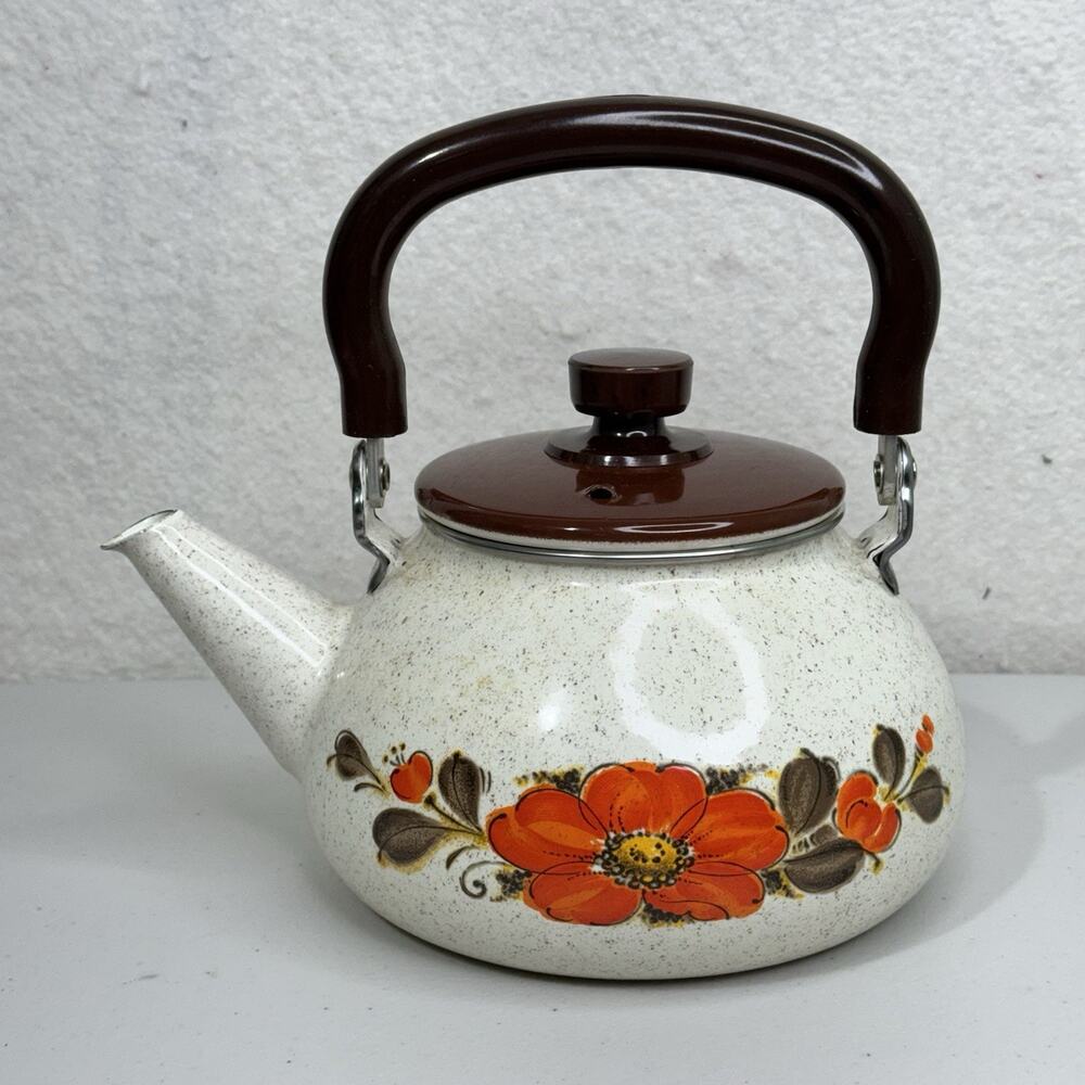 Sanko Ware Japan 70s Country Flowers Porcelain Clad Steel Tea Kettle 2.5 Quart